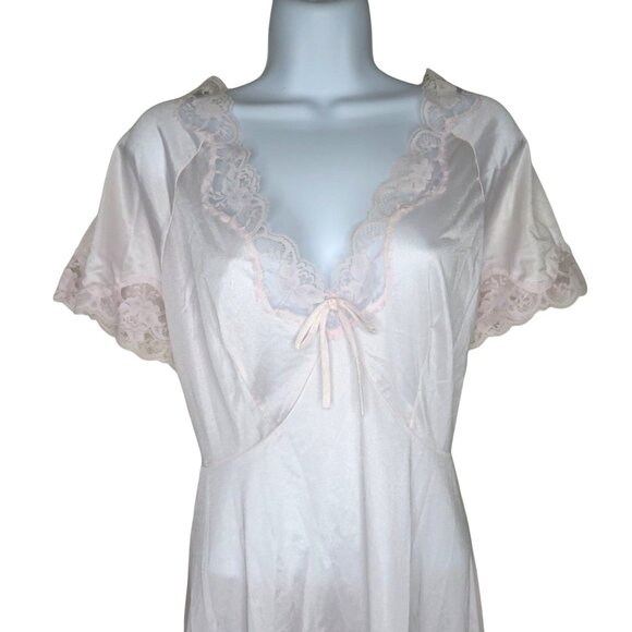Vintage Light Pink Nylon Nightgown: Lace Trim, Tie Back (Size L) - Picture 4 of 13